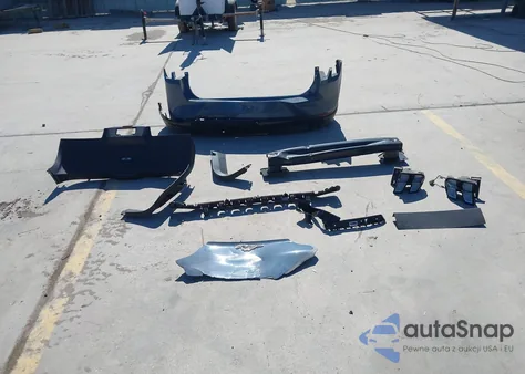 2023 Ford Mustang Mach-E Premium z USA, uszkodzony, nr VIN 3FMTK3R72PMB02489